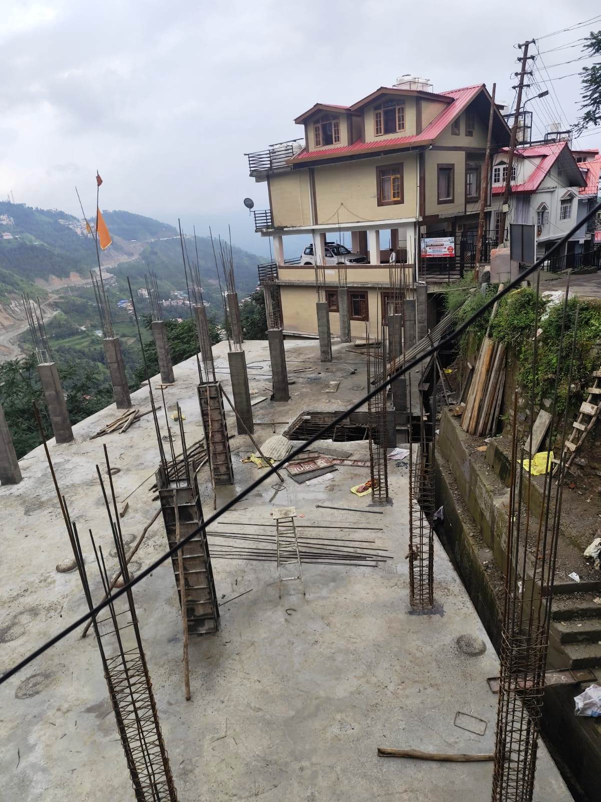 Semi-Furnished 3 BHK Flat for Sale in Sanjauli , Shimla, Housing Board Colony , Sanjauli, Shimla