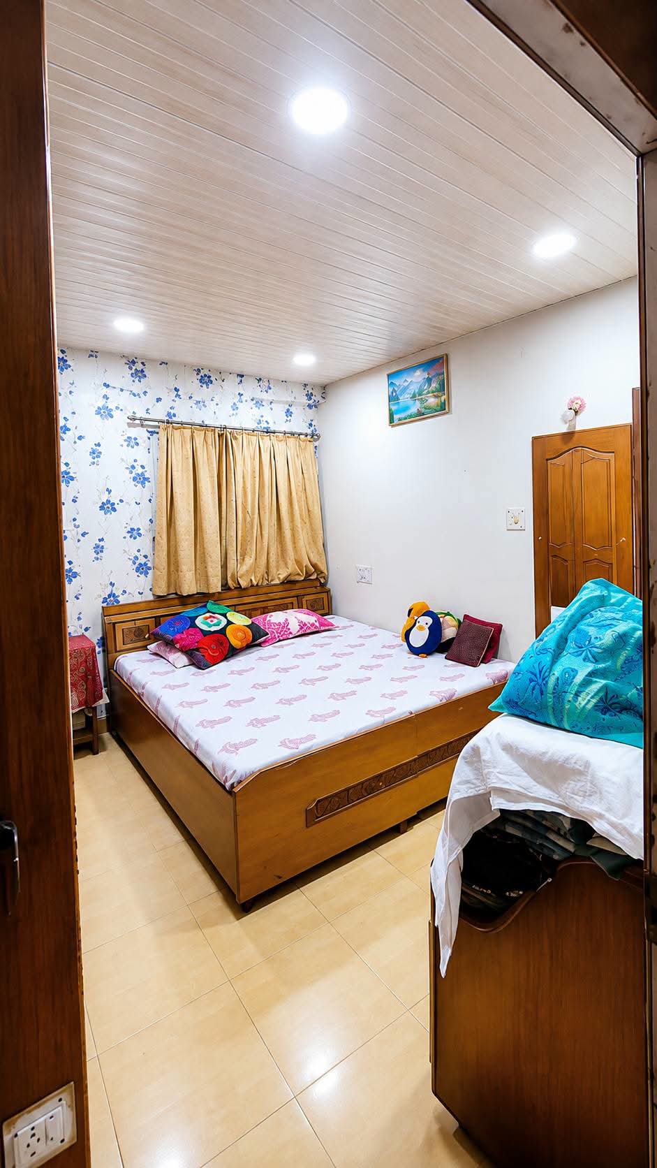 Fully Furnished 3 BHK Flat for Sale in Near Ground, Summer Hill, Shimla